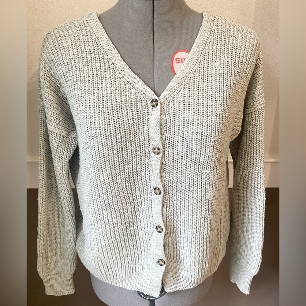 Hippie Rose Chunky Knit Sweater Size L V-neck & Back Buttons Cropped 2-way Wear